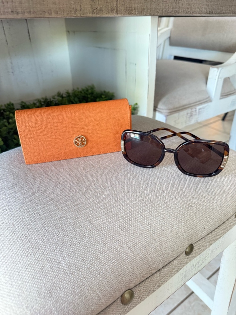 Tory Burch Brown Tortoiseshell Sunglasses with Orange Case